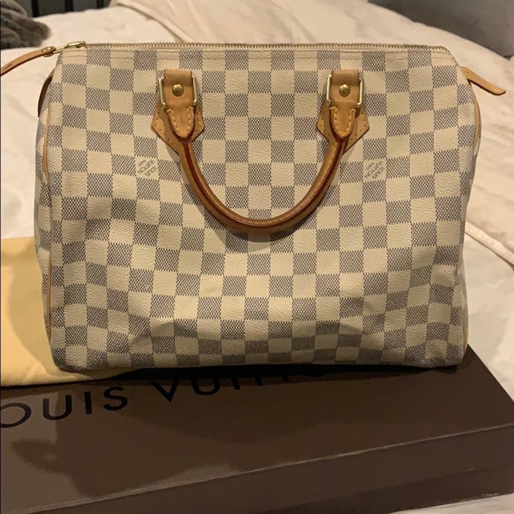 Louis Vuitton Speedy